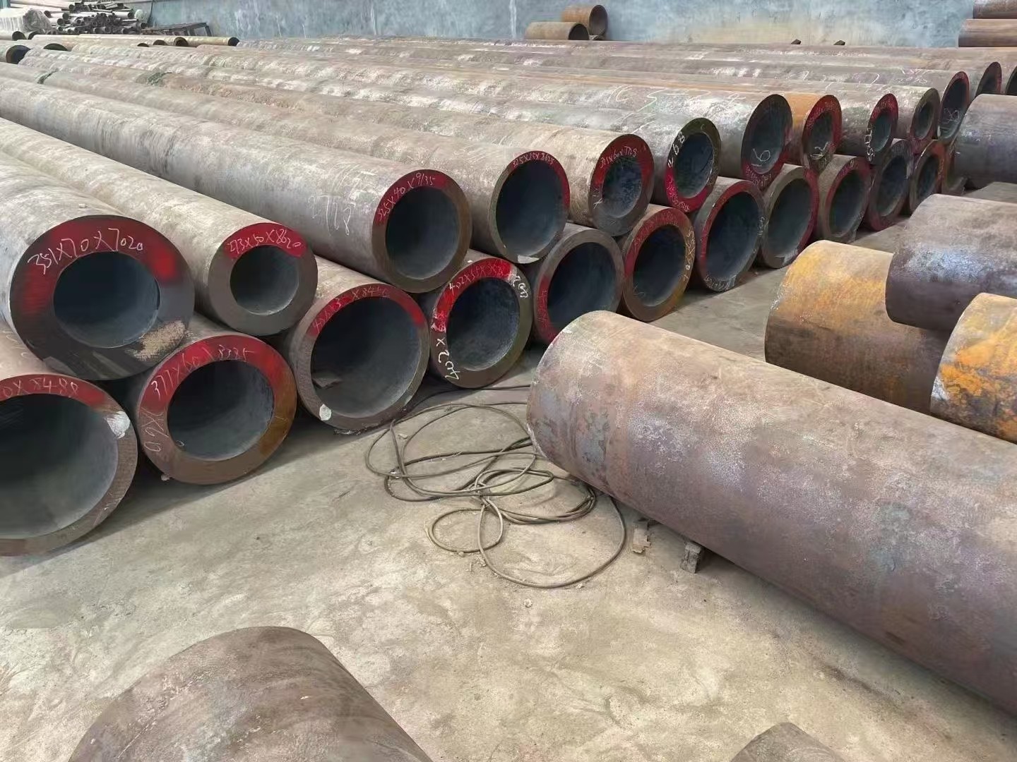 通辽市无缝钢管切割定尺切割加工Q355D高强度板材 - 一站式服务